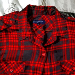XL red shirt